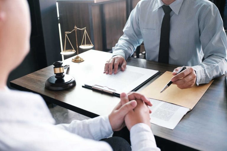La importancia de los abogados para las empresas
