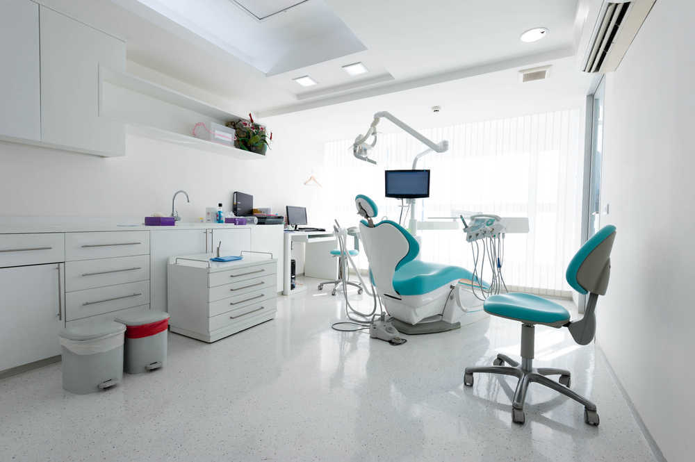 Los materiales básicos de una clínica dental