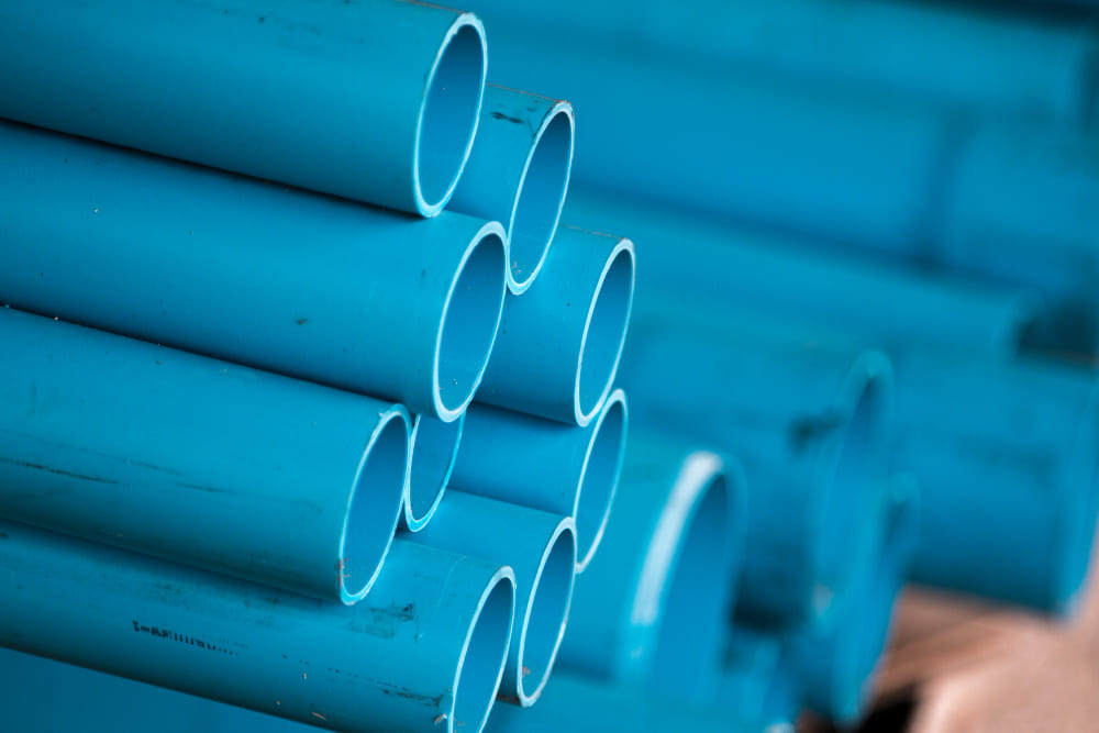 Acompáñanos a conocer el PVC, un material estrella multifunción.