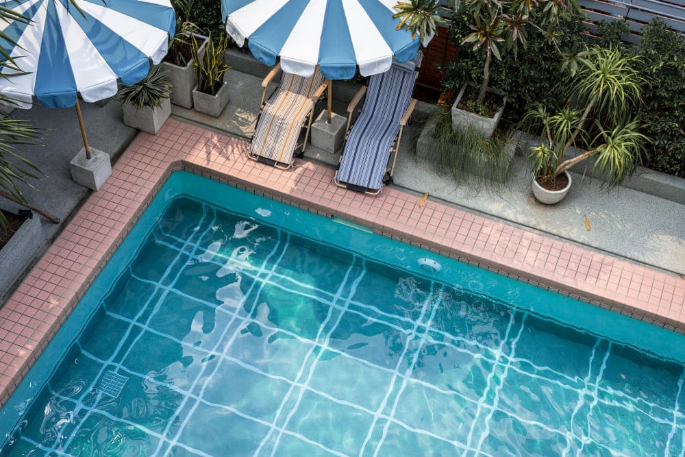¿Cómo preparar la piscina para el verano?