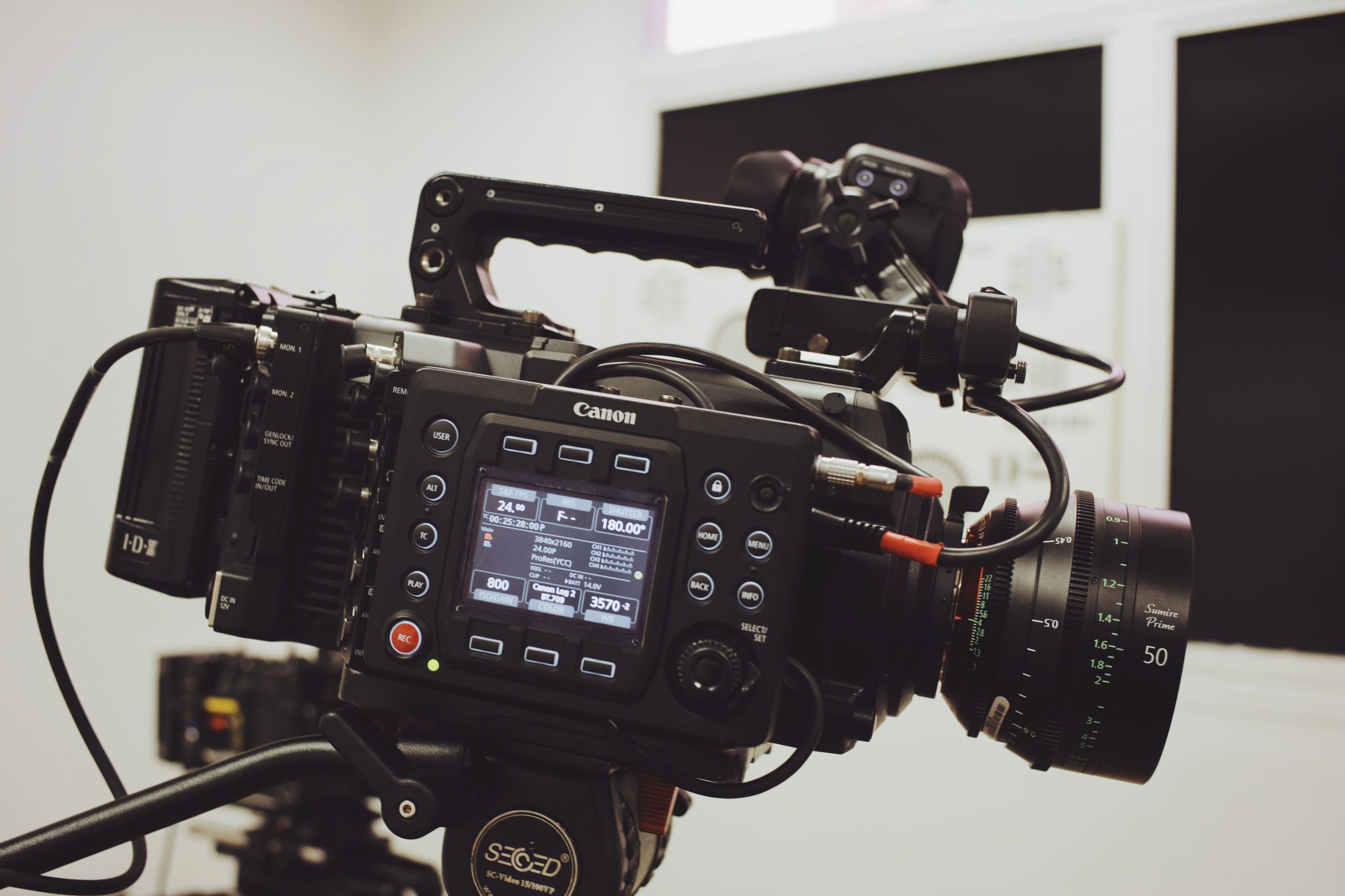 Cómo gestionar una empresa audiovisual en la actualidad