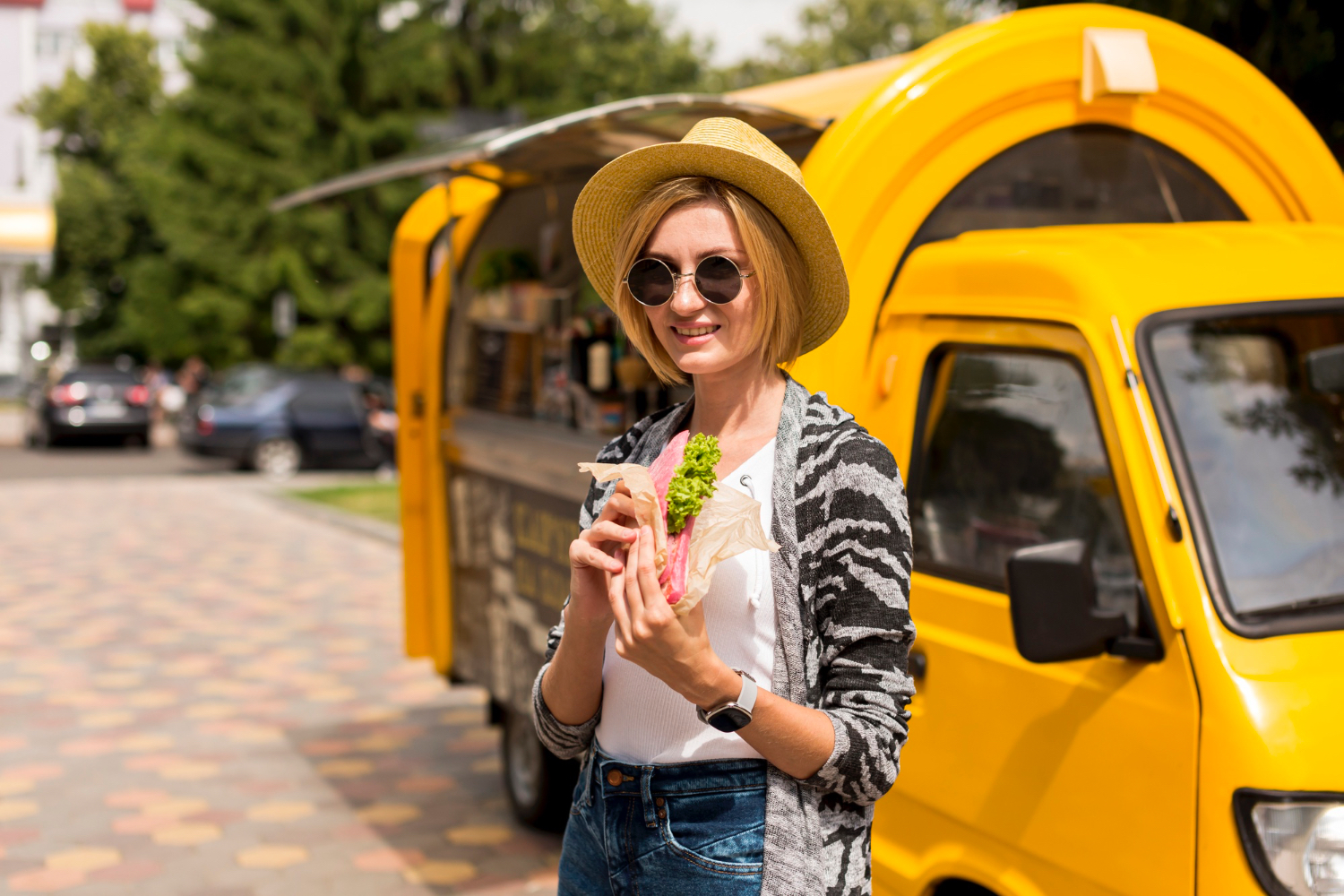 Del carromato del Salvaje Oeste a la cocina sobre ruedas actual: rastreando la historia del food truck